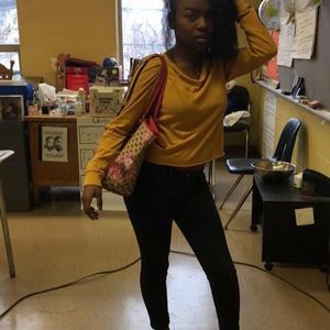 Meet your Posher, Mack'tajaa